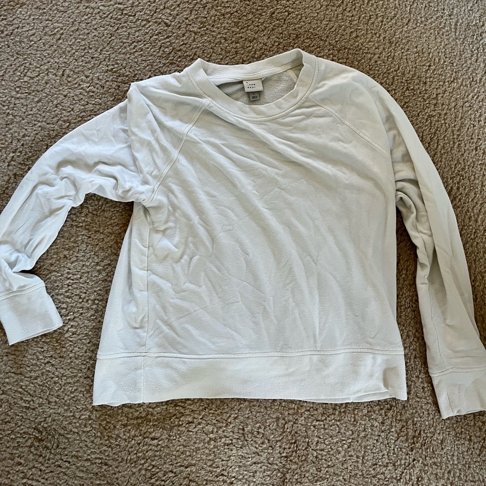 Super soft white sweatshirt